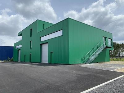 Local d'activité / Entrepôt - 782 m²
