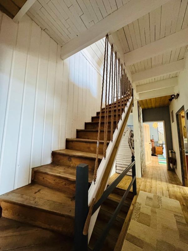 Maison - 160 m² - 6 pièces