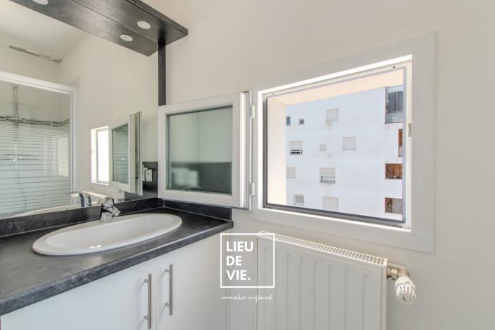 Appartement ancien - 81 m² - 4 pièces