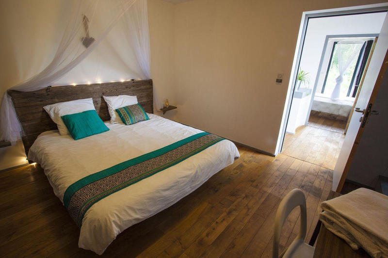 Maison - 248 m² - 8 pièces