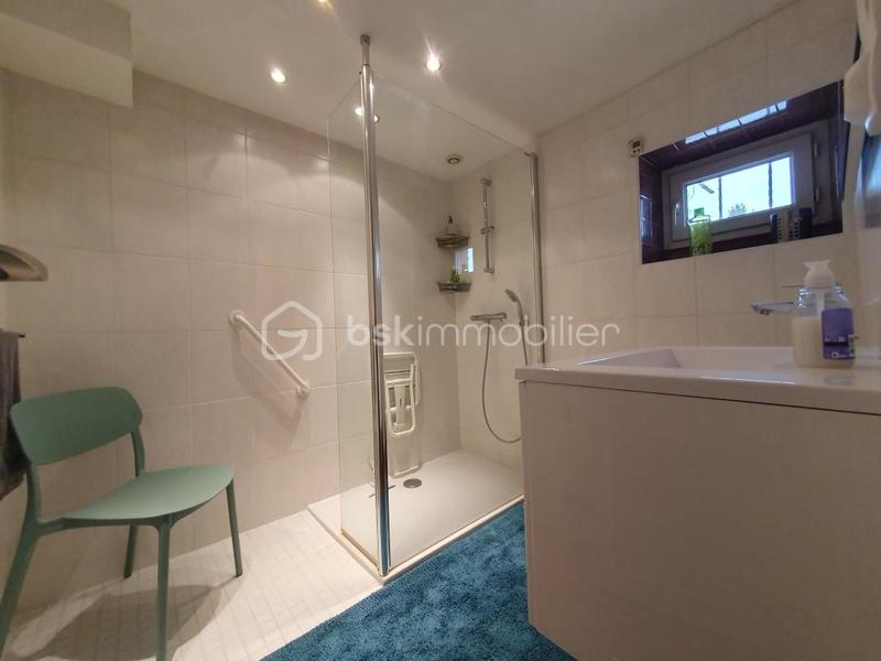 Maison - 158 m² - 8 pièces