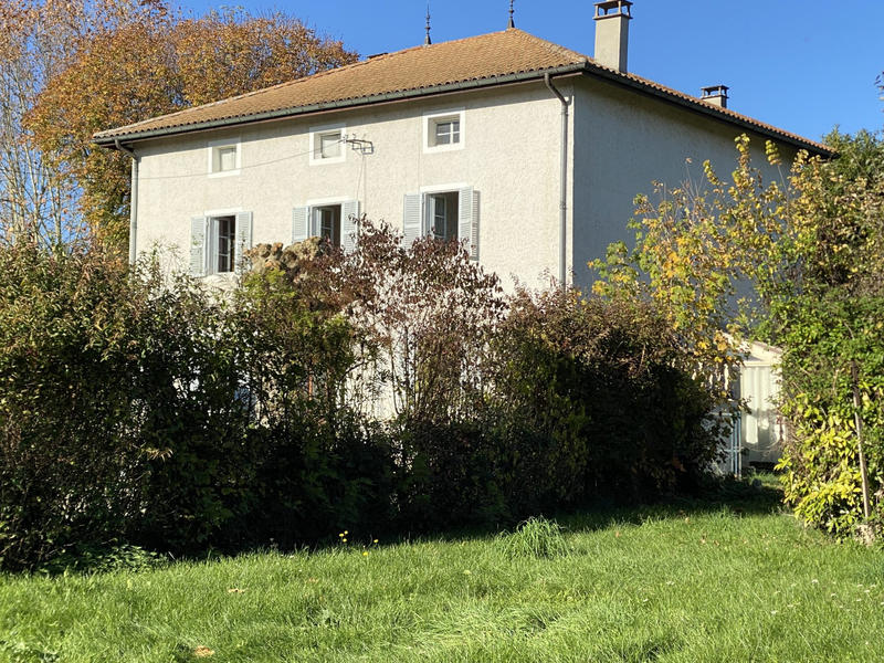 Maison - 200 m² - 7 pièces