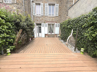 Maison - 121 m² - 5 pièces