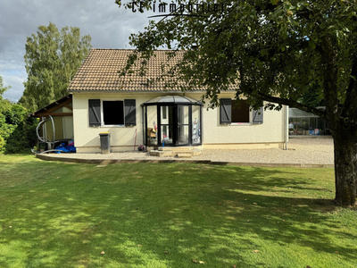 Maison - 104 m² - 5 pièces