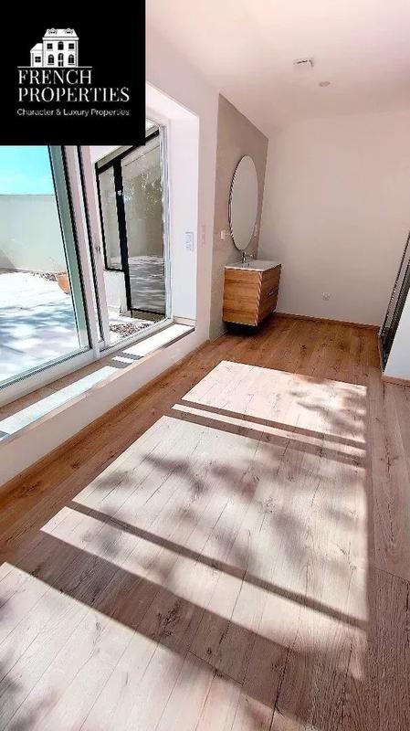 Maison - 193 m² - 8 pièces