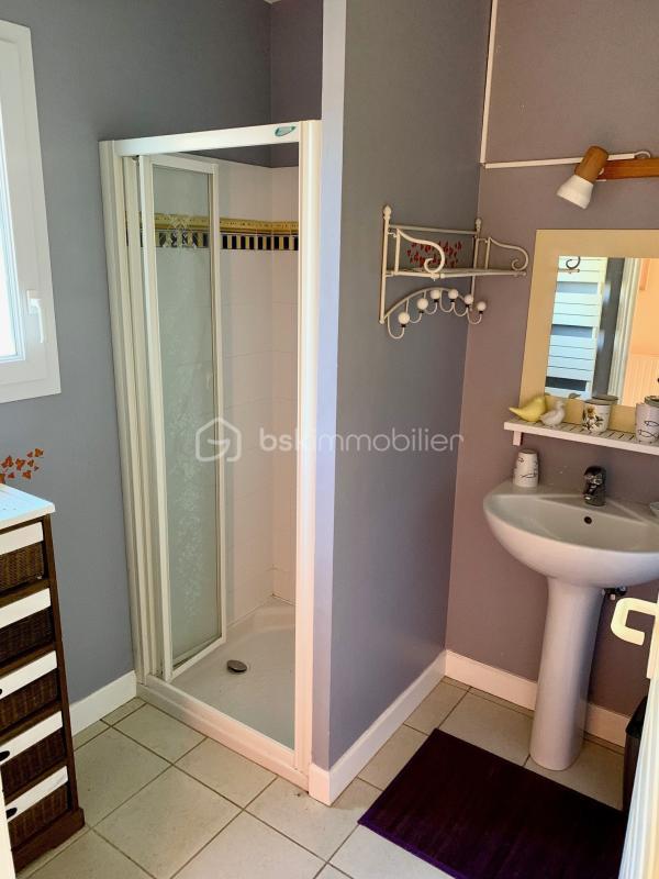 Propriété - 230 m² - 10 pièces