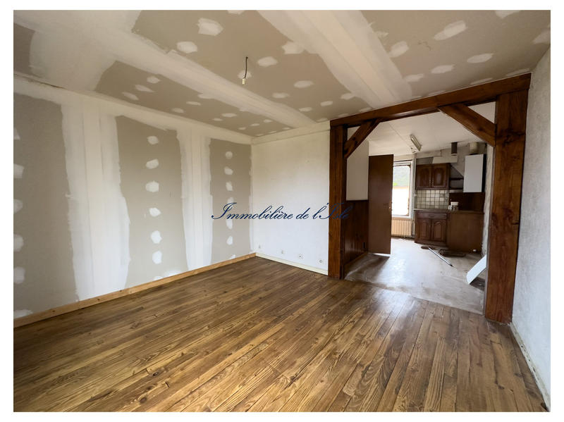 Maison - 101 m² - 6 pièces