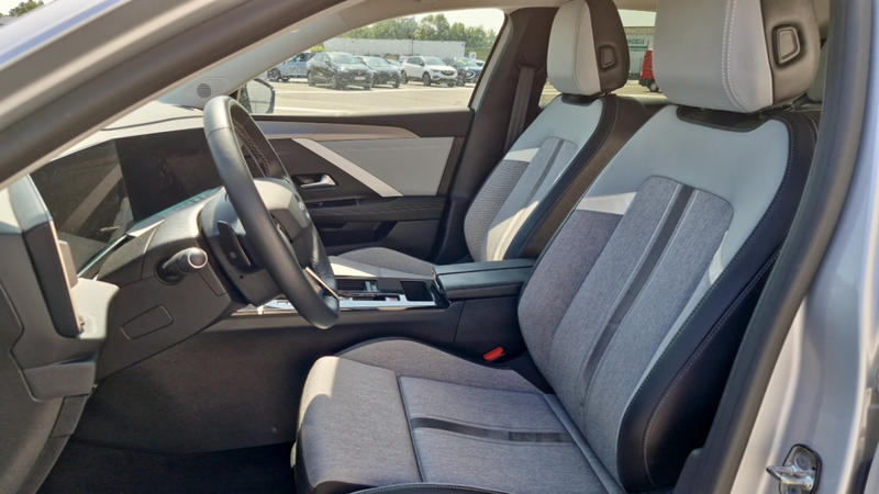 Opel Astra Turbo 130 Ch Bva8 Elegance Business