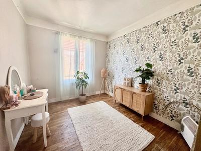 Maison - 96 m² - 4 pièces