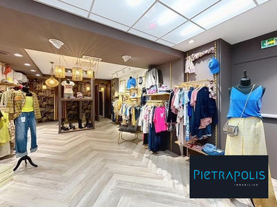 Local commercial - 103 m²