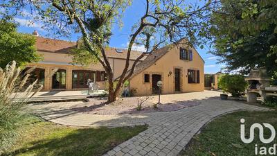 Maison - 226 m² - 7 pièces