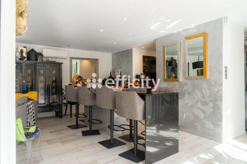 Maison - 155 m² - 5 pièces