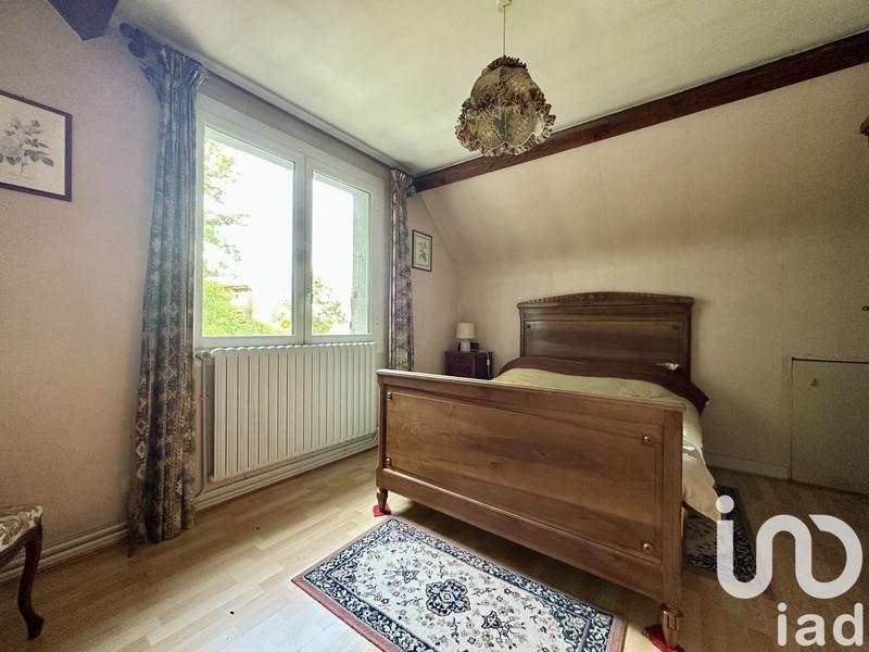 Maison - 200 m² - 8 pièces