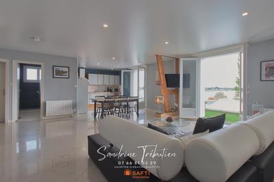 Maison - 357 m² - 12 pièces