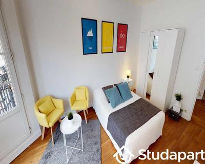 Chambre - 90 m² - 1 pièce