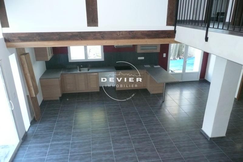 Maison de village - 128 m² - 4 pièces