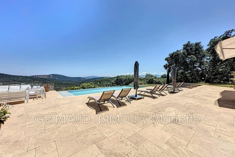 Villa - 185 m² - 6 pièces