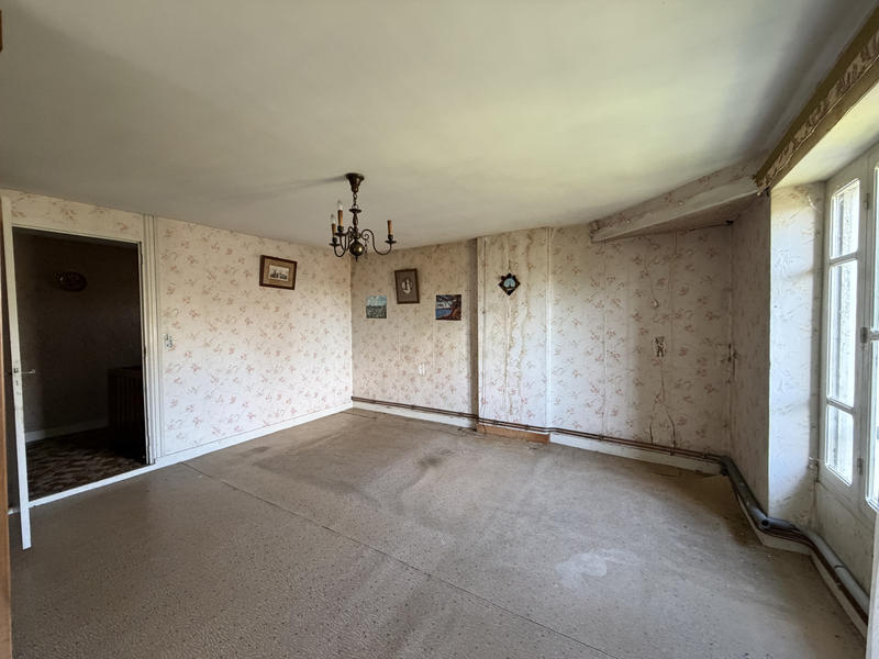 Maison - 237 m² - 8 pièces