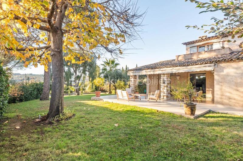 Villa - 170 m² - 5 pièces
