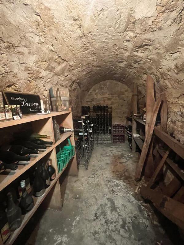 Propriété - 200 m² - 9 pièces