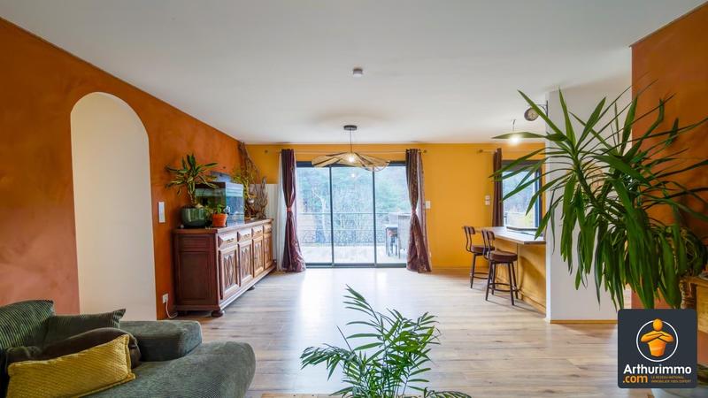 Maison - 95 m² - 4 pièces