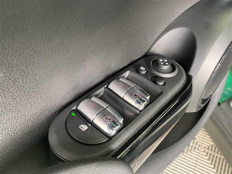 Mini Cooper s 178 ch Dkg7 Edition Premium Plus