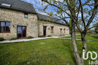 Maison - 230 m² - 7 pièces