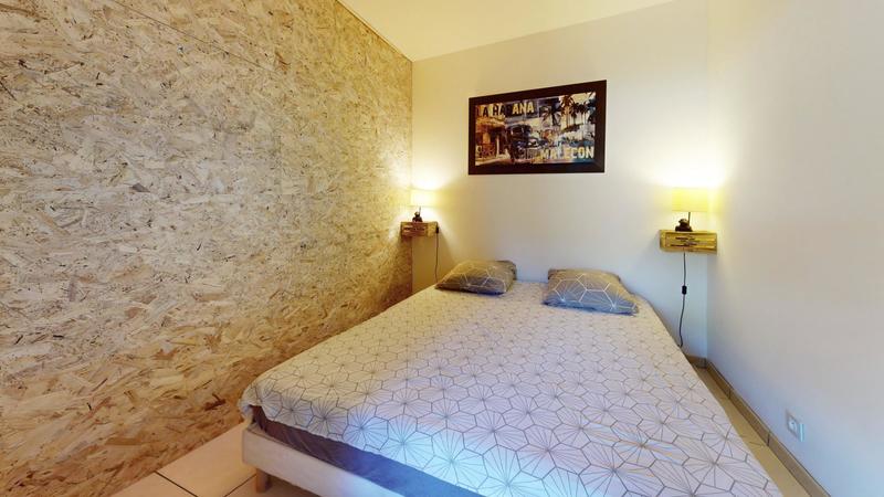 Maison - 181 m² - 9 pièces