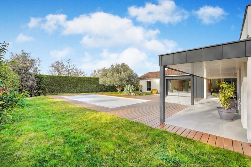 Maison - 163 m² - 5 pièces