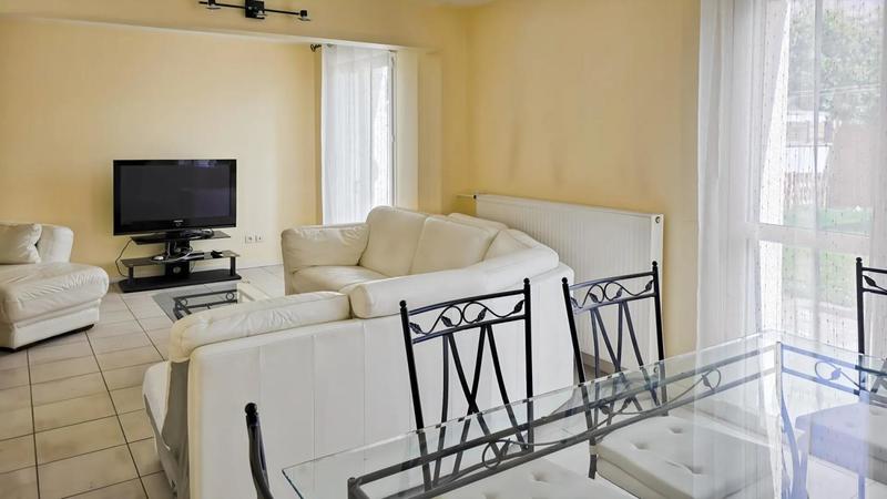 Maison - 97 m² - 5 pièces