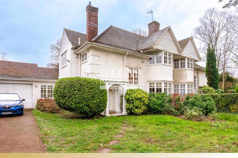 Maison - 165 m² - 5 pièces