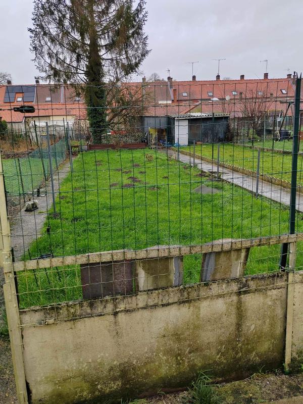 Maison - 60 m² - 4 pièces