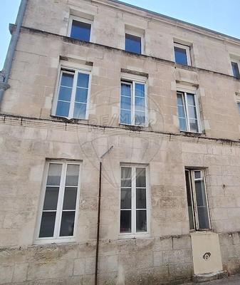 Immeuble - 236 m² - 6 pièces