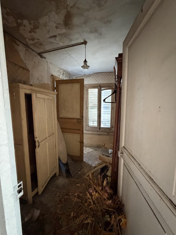 Maison - 205 m² - 6 pièces