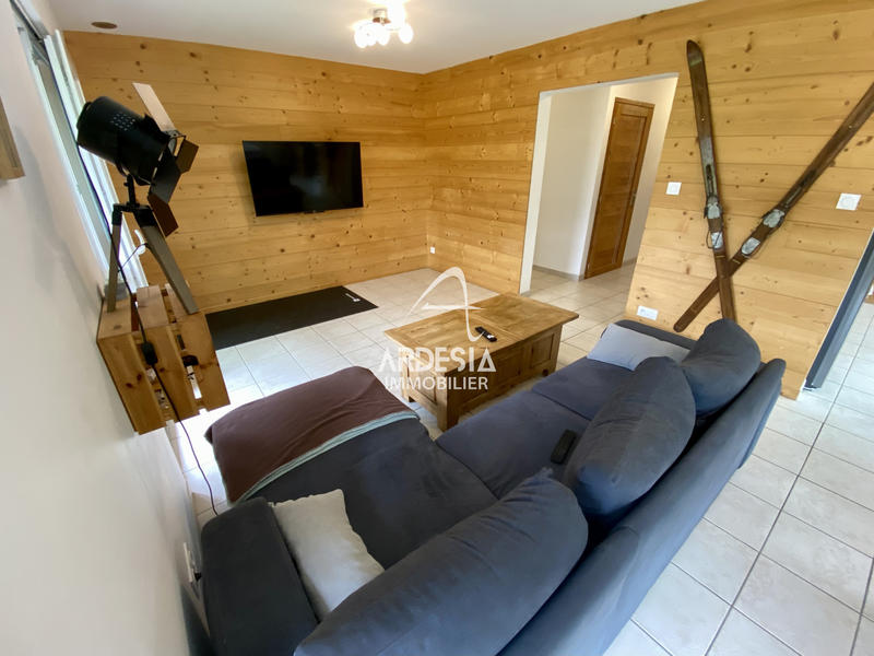 Maison - 142 m² - 6 pièces