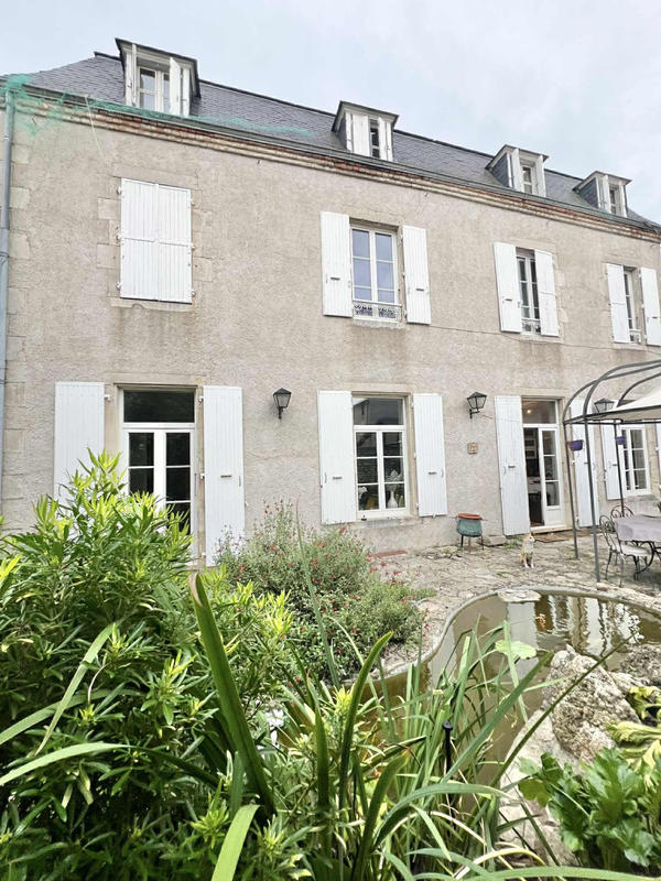 Maison - 198 m² - 8 pièces