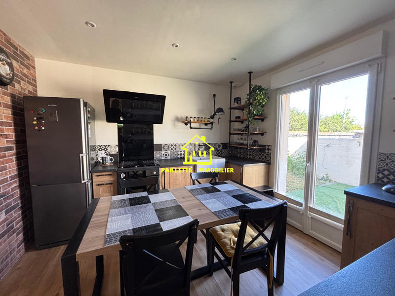 Maison - 85 m² - 4 pièces