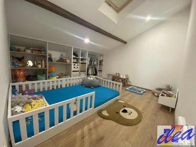 Maison - 150 m² - 4 pièces