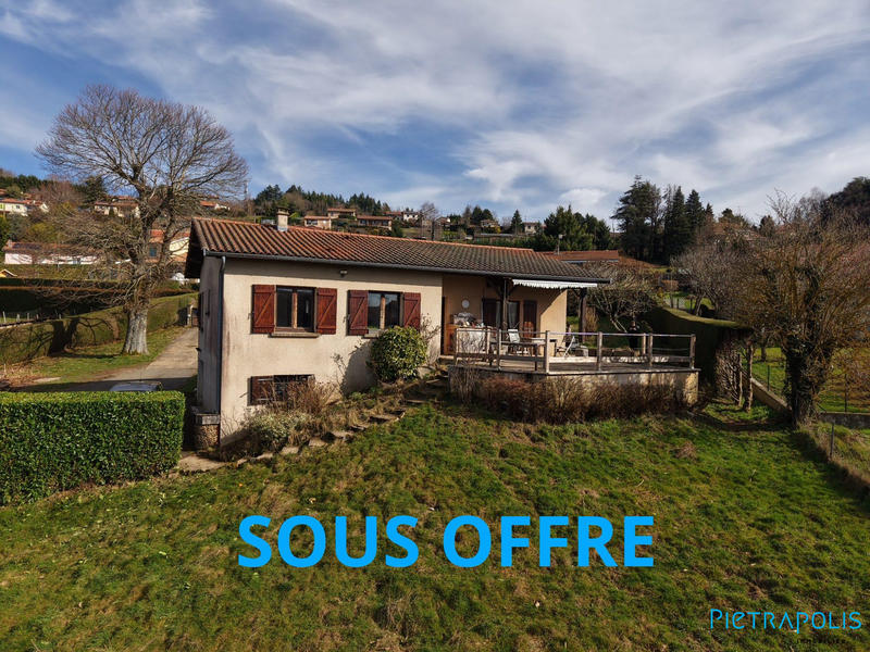 Maison - 92 m² - 5 pièces