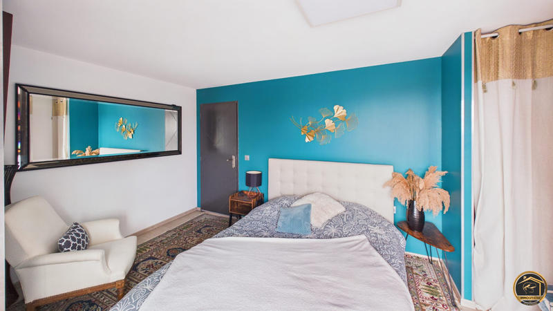 Maison contemporaine - 251 m² - 8 pièces