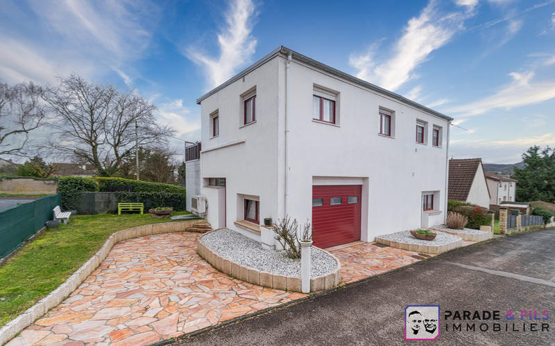 Maison - 135 m² - 7 pièces