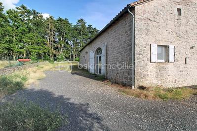 Corps de ferme - 110 m² - 6 pièces