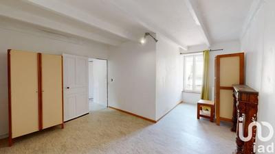 Maison - 99 m² - 7 pièces