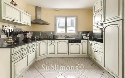 Maison - 112 m² - 6 pièces