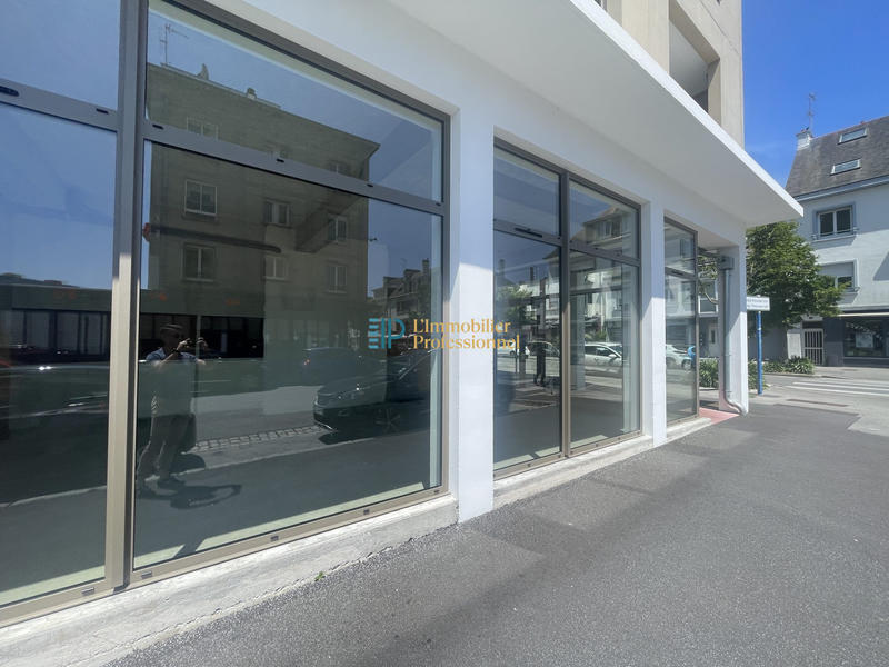 Local commercial - 84 m²