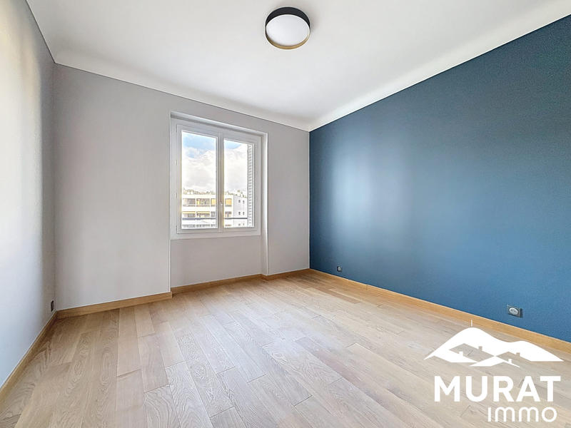 Appartement - 108 m² - 4 pièces