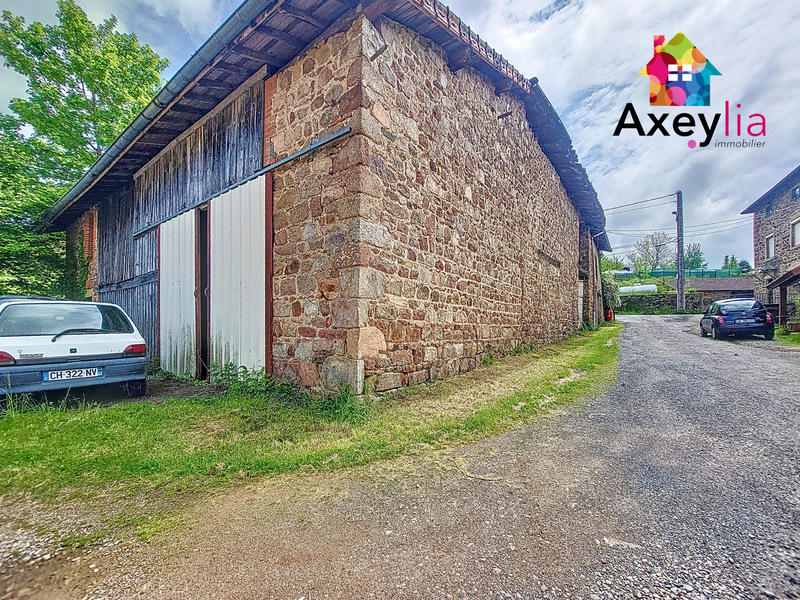 Maison - 250 m² - 1 pièce