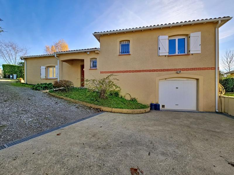 Maison - 138 m² - 5 pièces