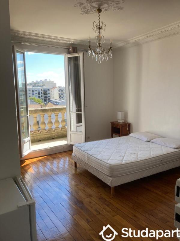 Chambre - 13 m² - 1 pièce