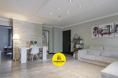 Appartement - 101 m² - 4 pièces